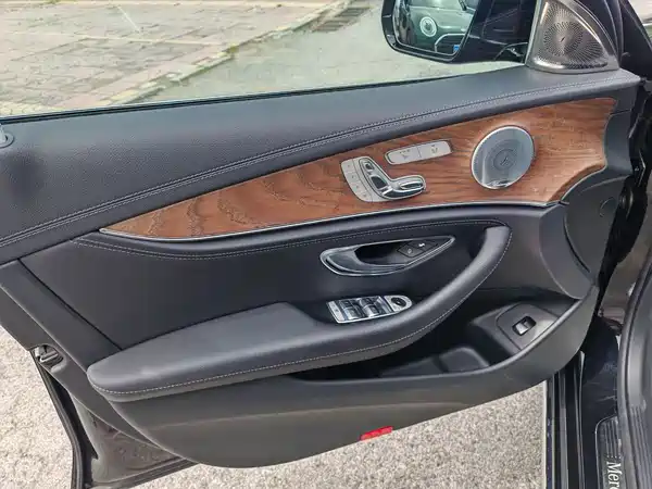 Mercedes-Benz E-Class 2016