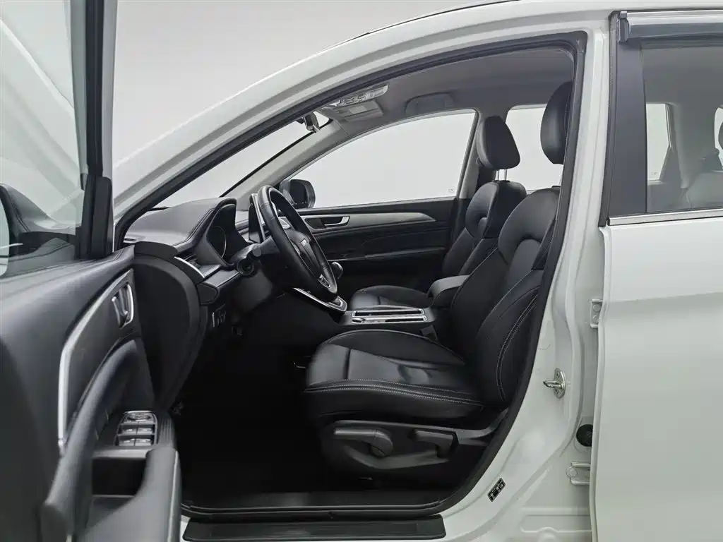 Haval M6 2023 — фото 10