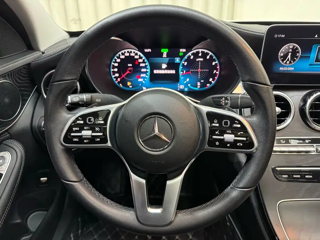 Mercedes-Benz C-Class 2019 — фото 22
