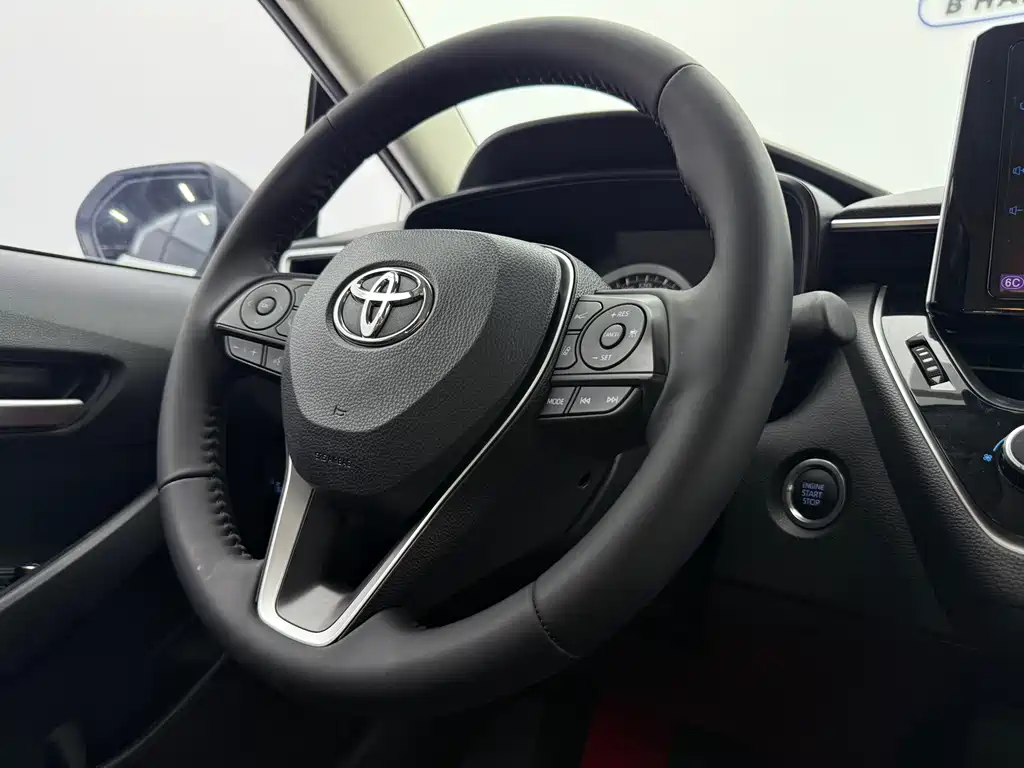Toyota Corolla 2022 — фото 12