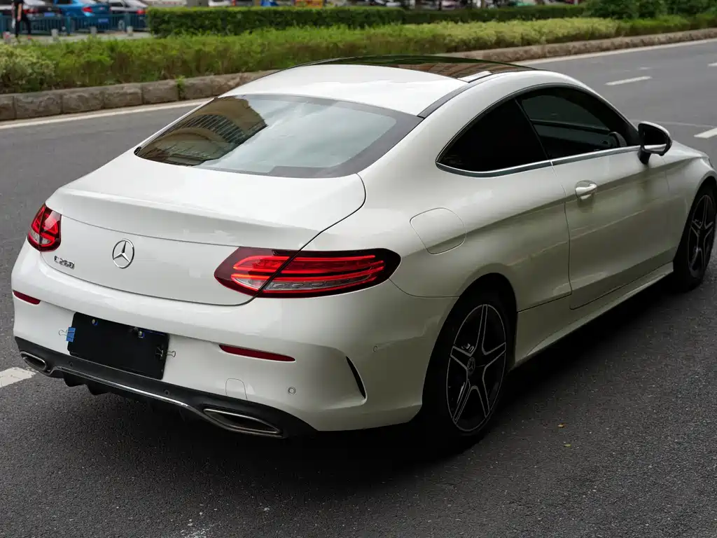 Mercedes-Benz C-Class 2019