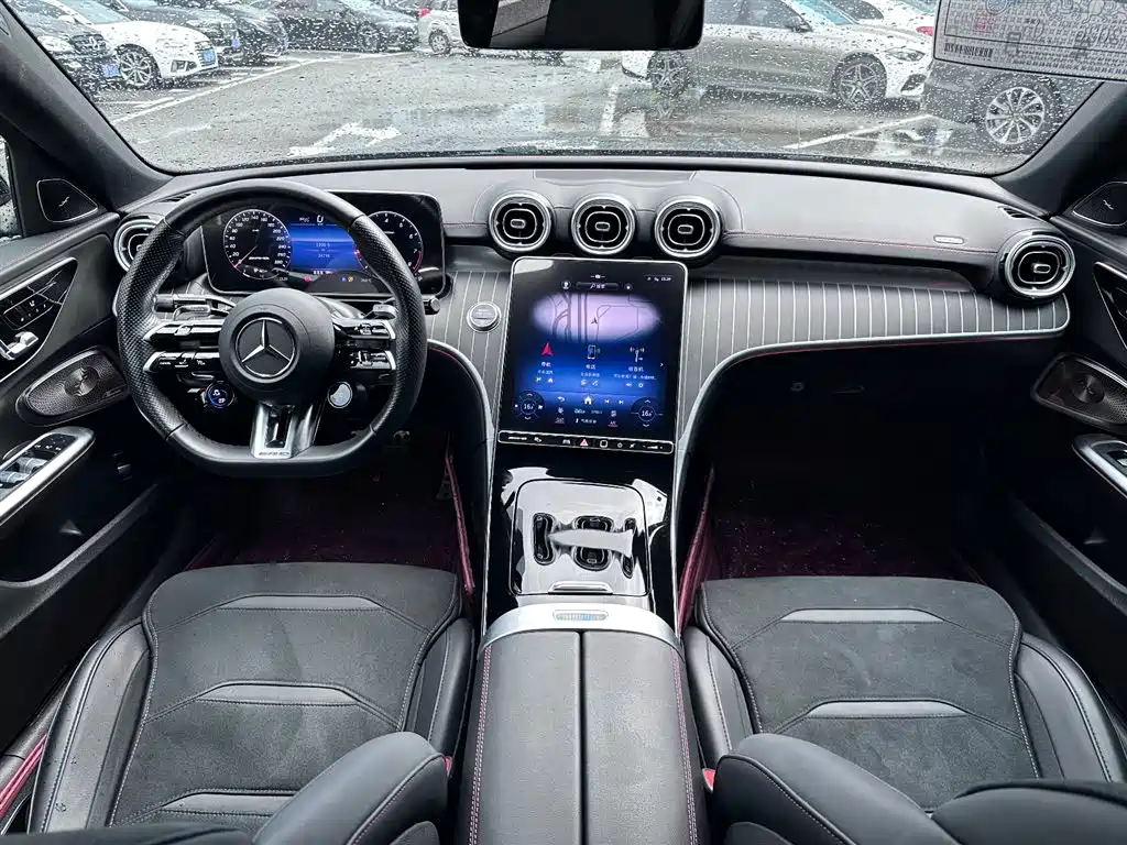Mercedes-Benz C-Class AMG 2025 — фото 16