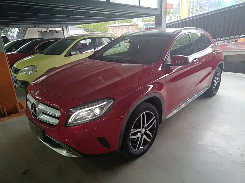 Mercedes-Benz GLA 2015 — фото 2