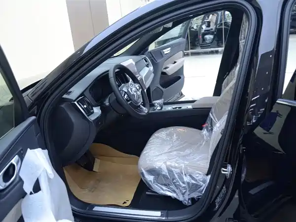 Volvo XC60 2026