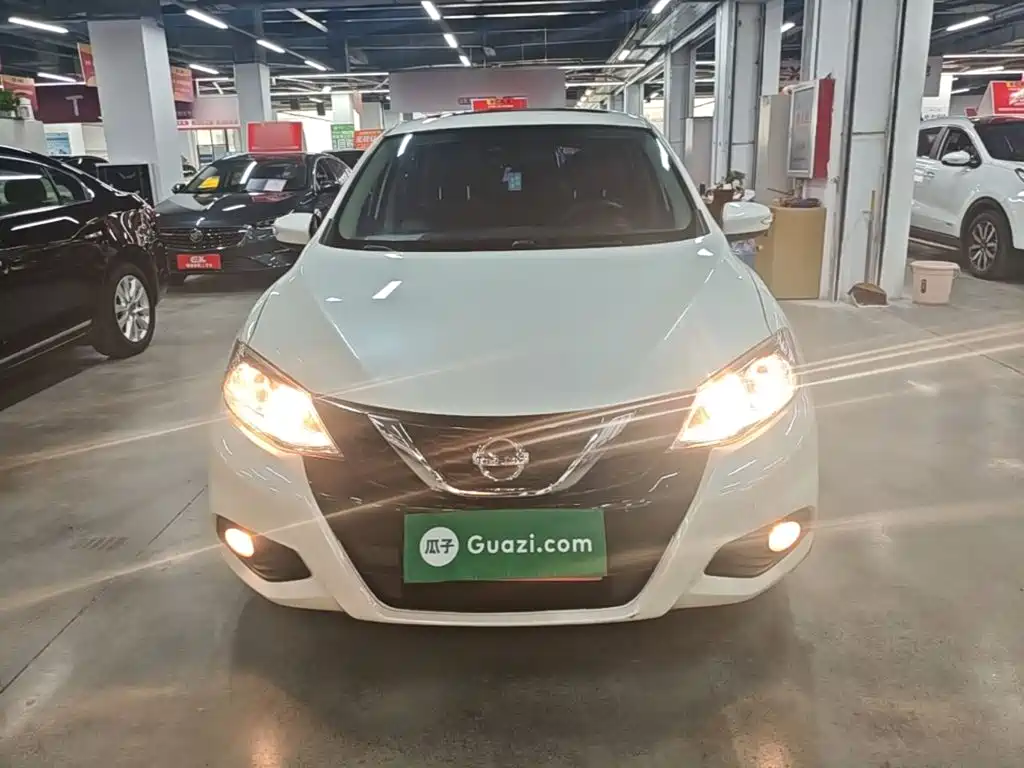 Nissan Tiida 2018 — фото 3