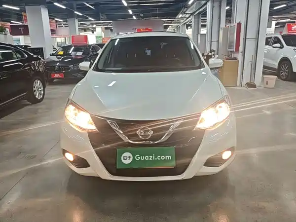 Nissan Tiida 2018