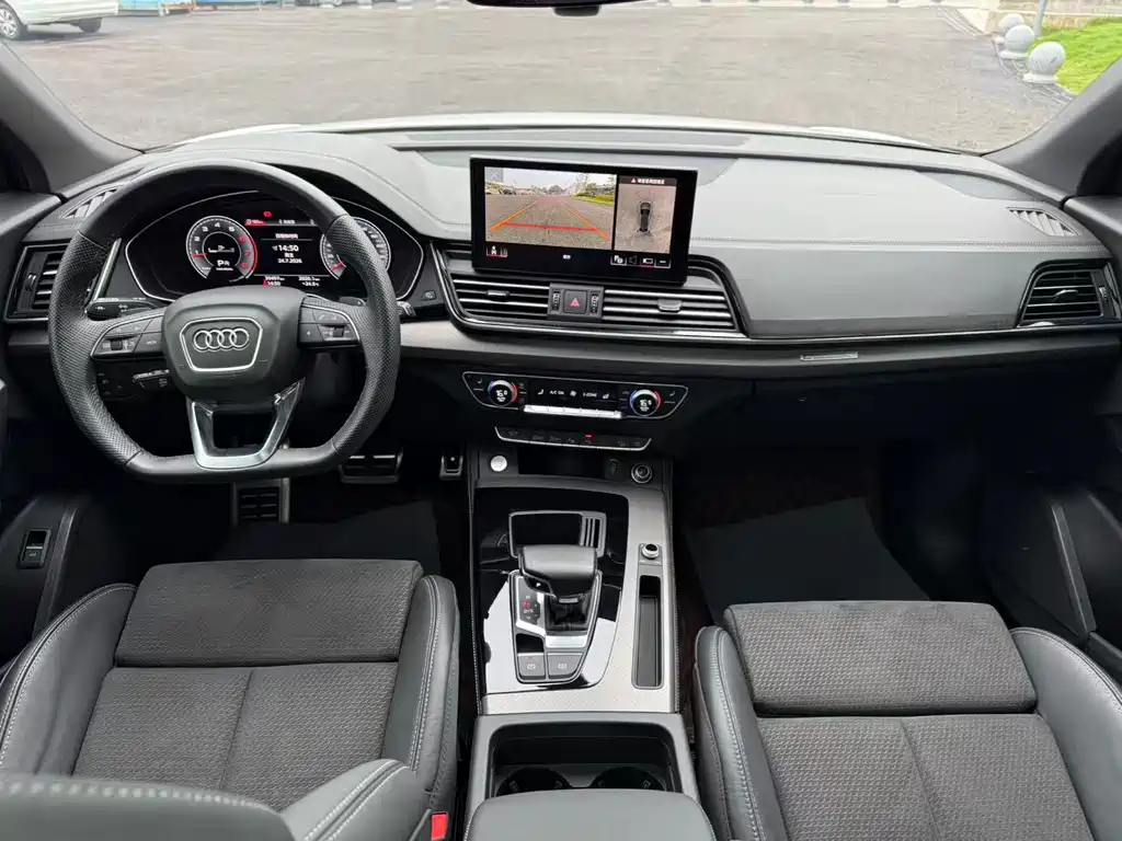 Audi Q5L Sportback 2024 — фото 6