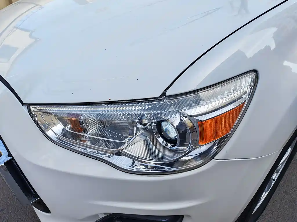 Mitsubishi ASX 2015 — фото 12