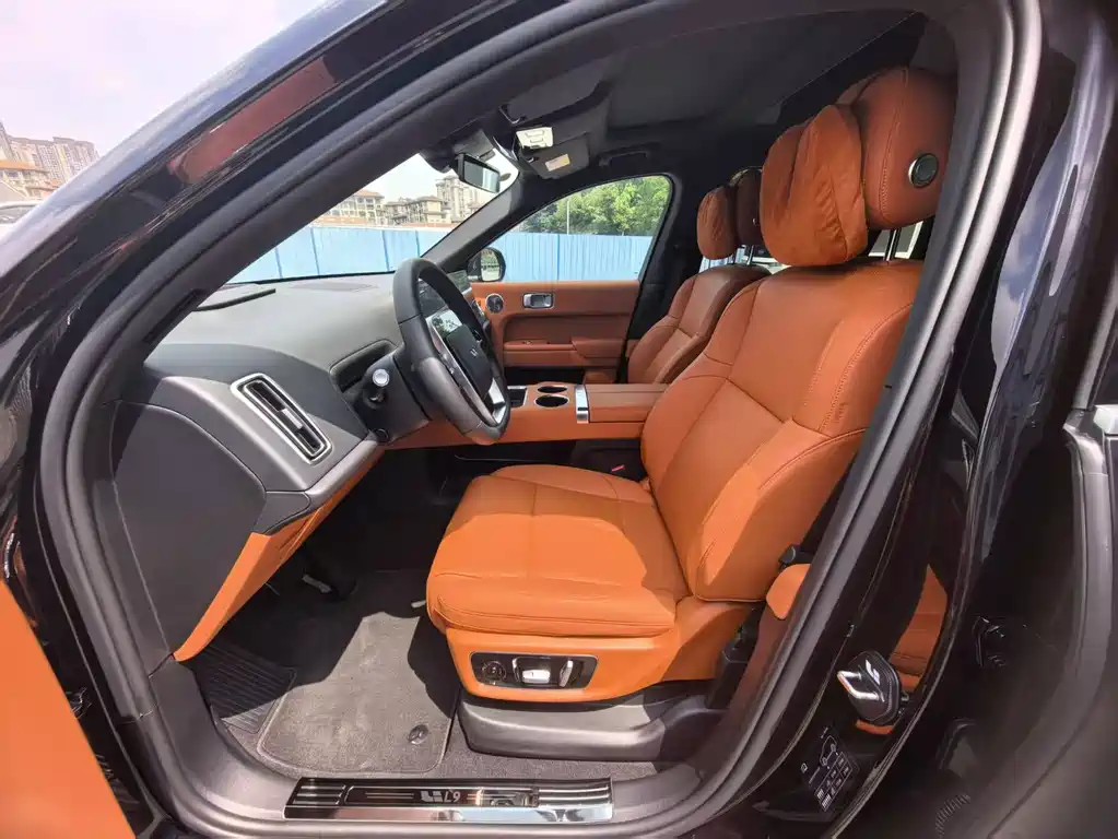 Li Auto Li L9 2025