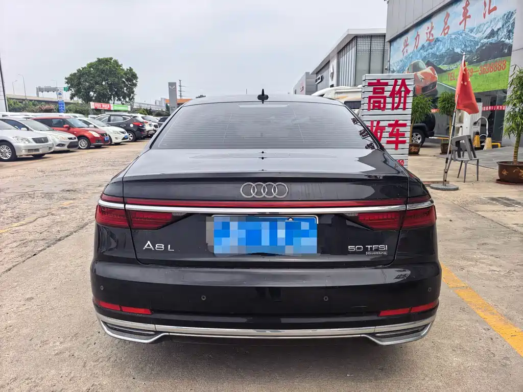Audi A8 2022