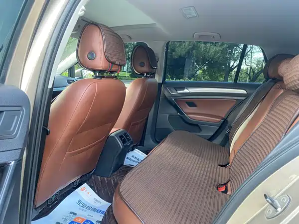 Volkswagen Golf 2014