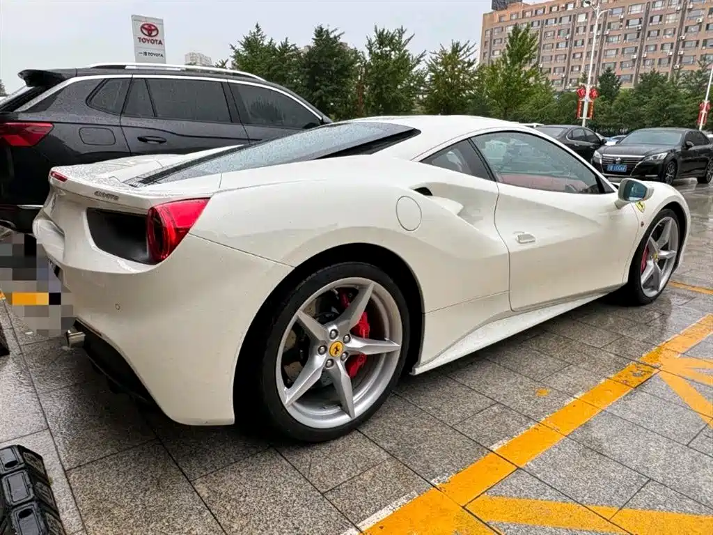 Ferrari 488 2019 — фото 3
