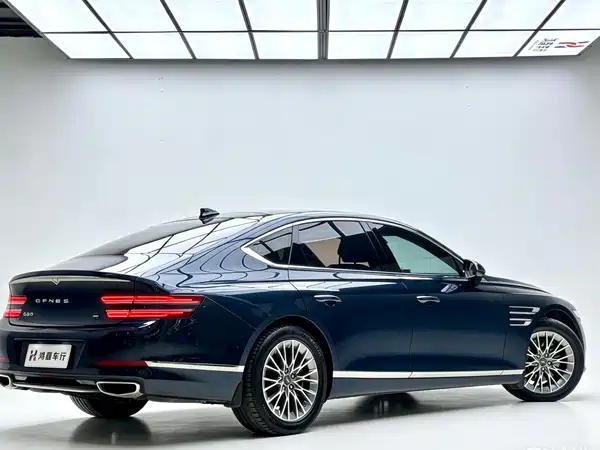 Genesis G80 2023