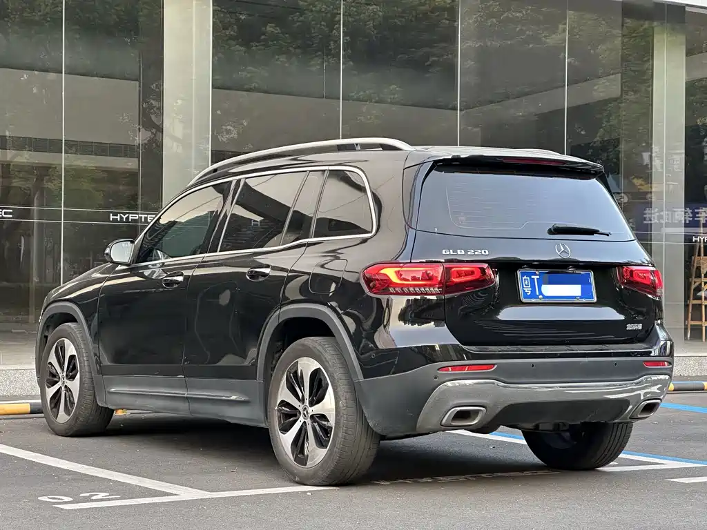 Mercedes-Benz GLB 2022
