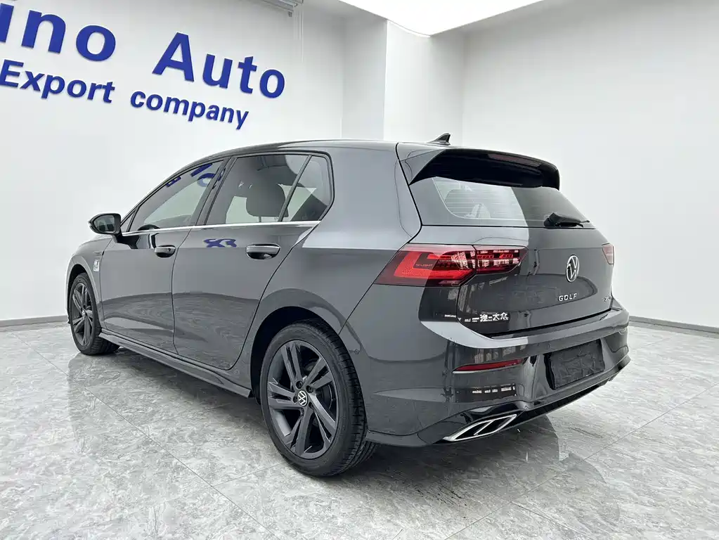 Volkswagen Golf 2023