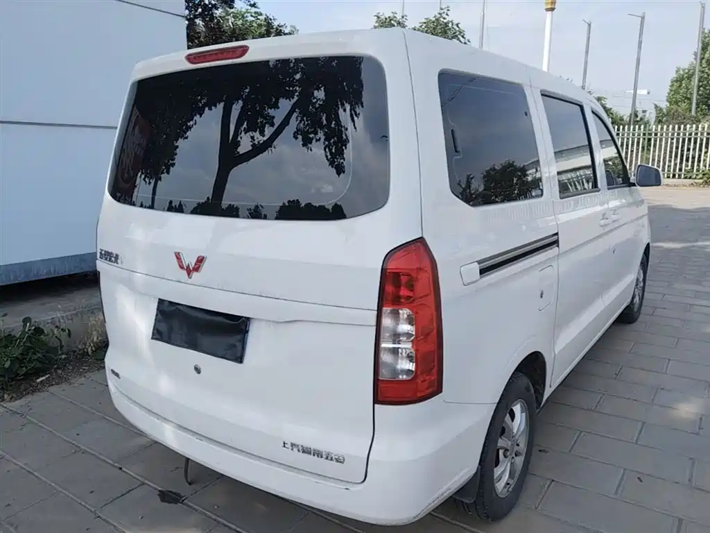 Wuling Hongguang V 2024 — фото 7