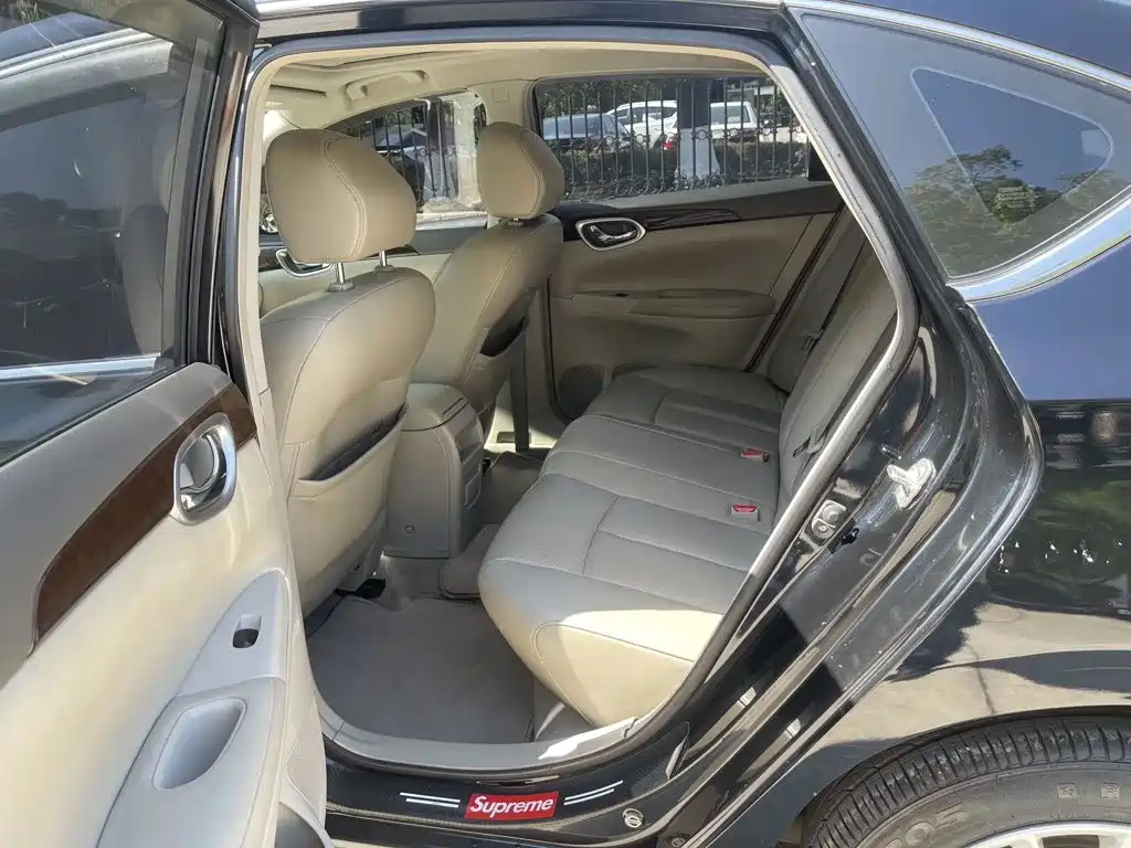 Nissan Sylphy 2012