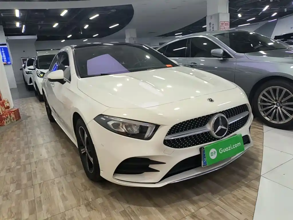 Mercedes-Benz A-Class 2023 — фото 4