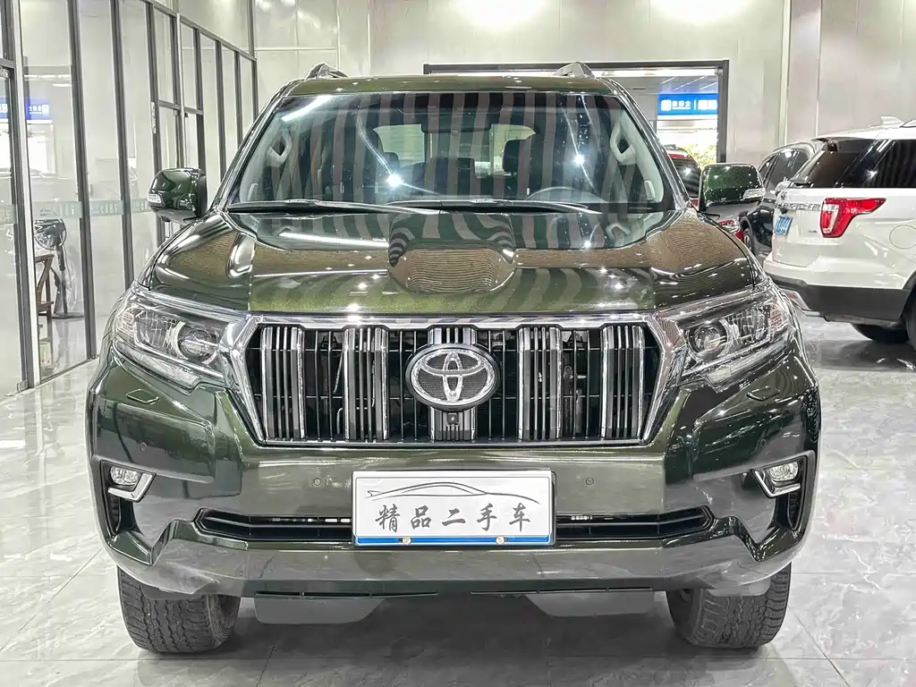 Toyota Prado 2019 — фото 2