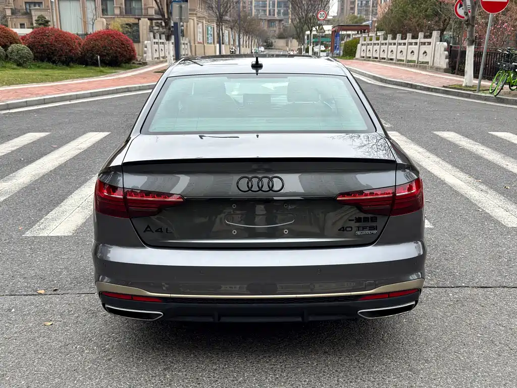 Audi A4L 2024