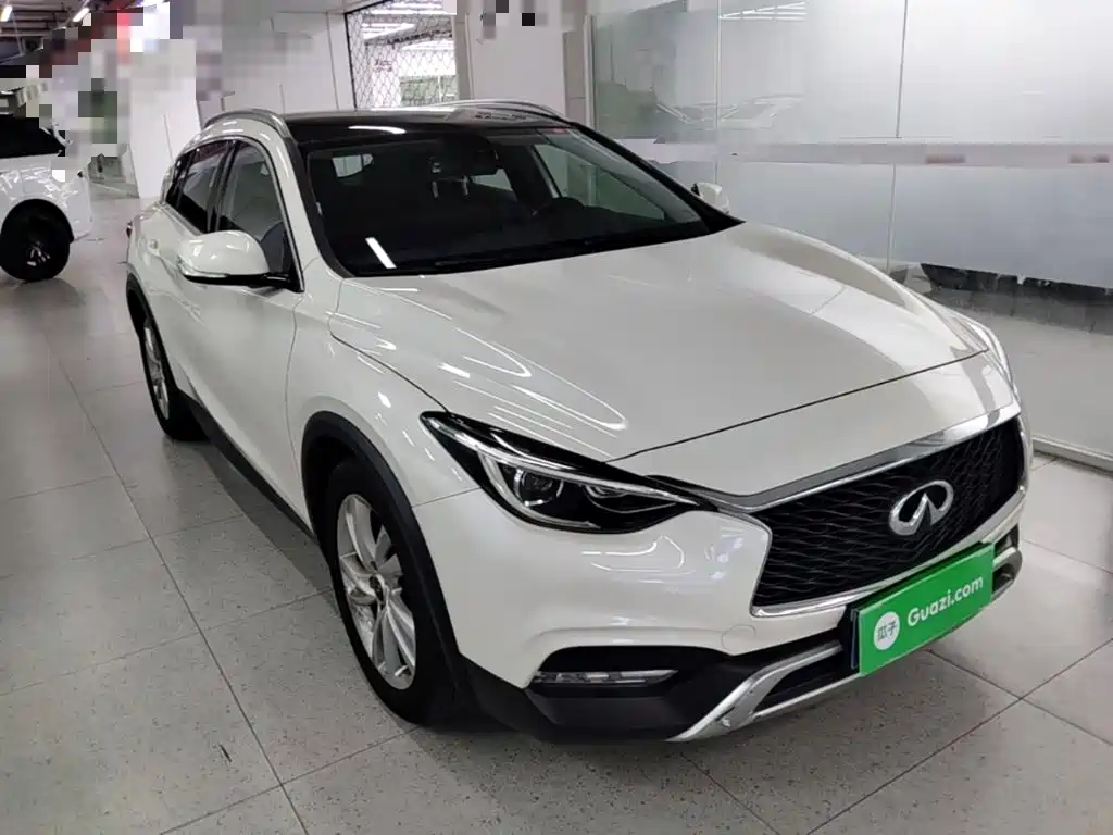 Infiniti QX30 2017