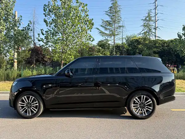 Land Rover Range Rover 2023
