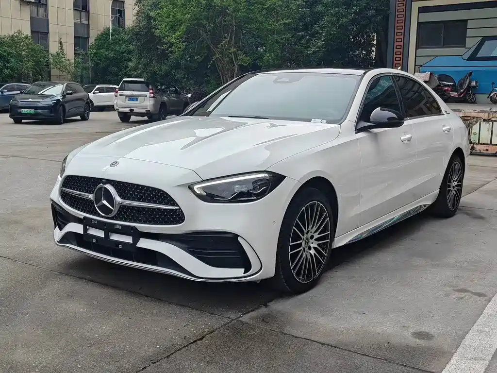 Mercedes-Benz C-Class 2022 — фото 1