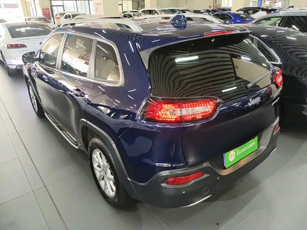 Jeep Cherokee 2018