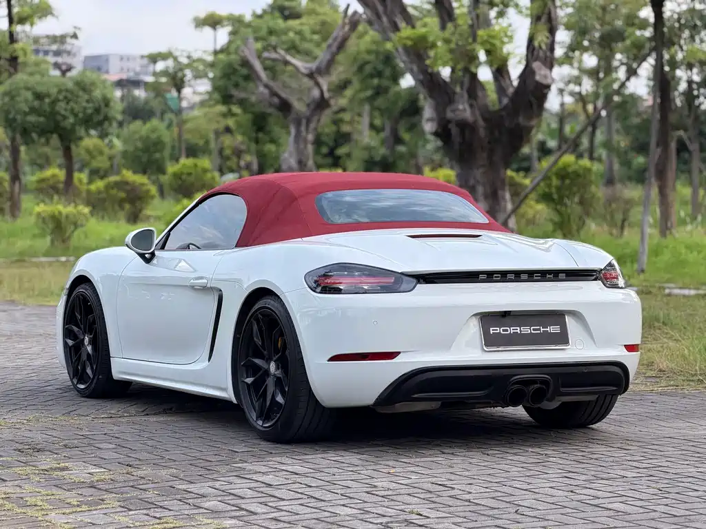 Porsche 718 2016 — фото 8
