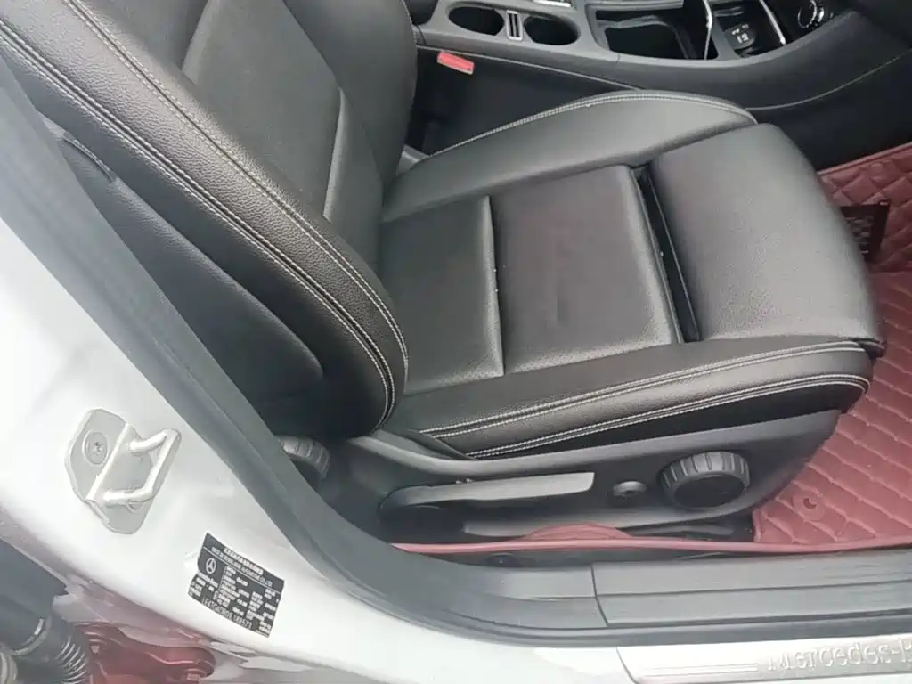 Mercedes-Benz GLA 2018 — фото 25
