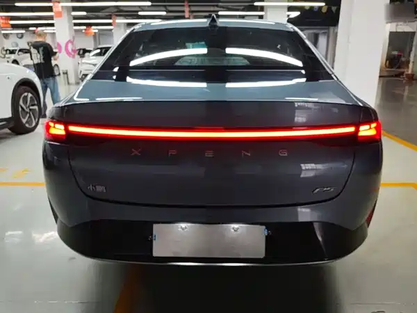 XPeng P5 2021