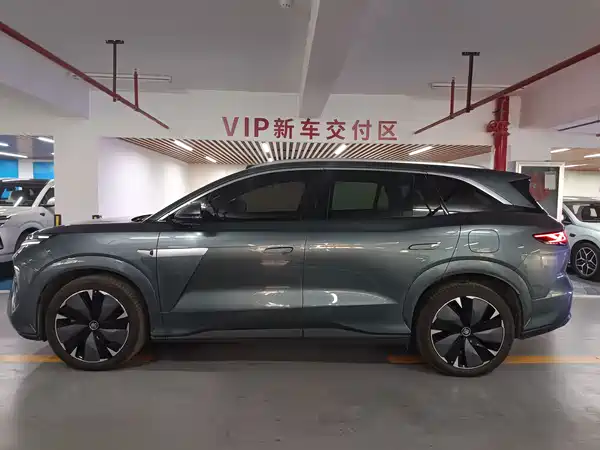 BYD Tang L 2025