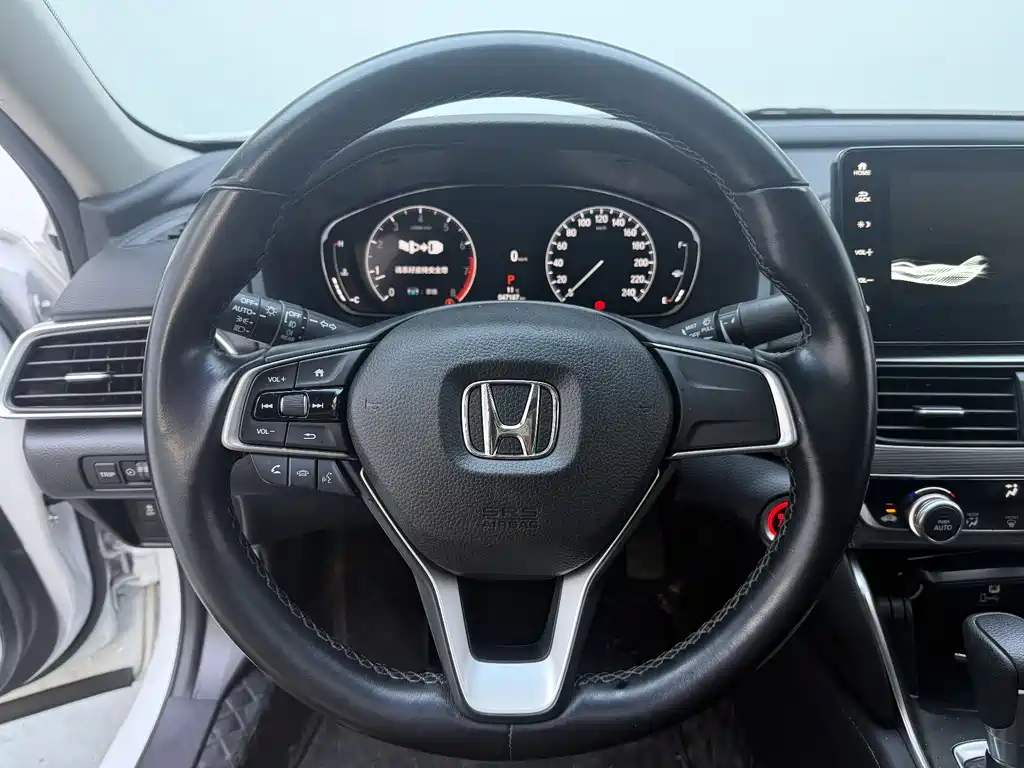 Honda Accord 2023 — фото 13
