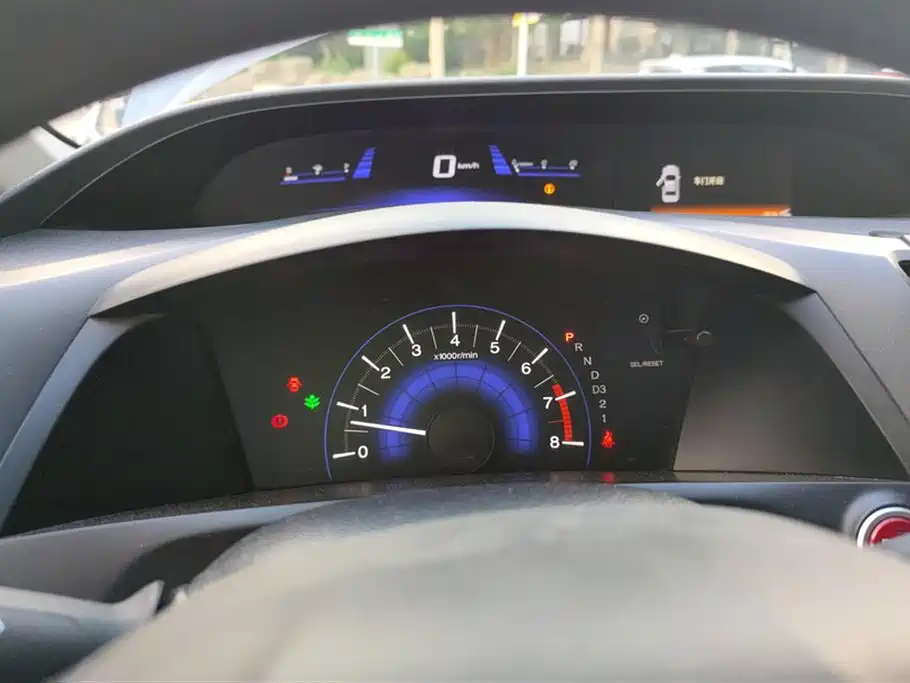 Honda Civic 2015 — фото 14