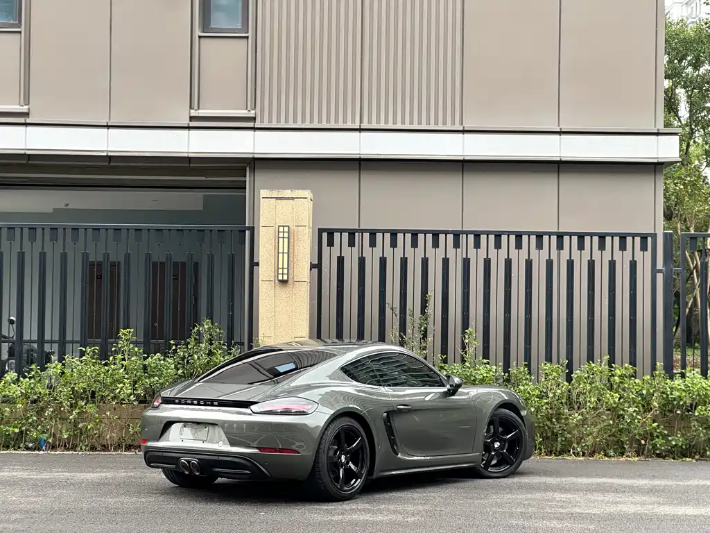 Porsche 718 2022 — фото 4