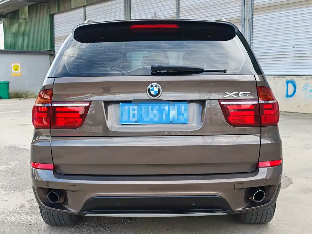 BMW X5 2011 — фото 12