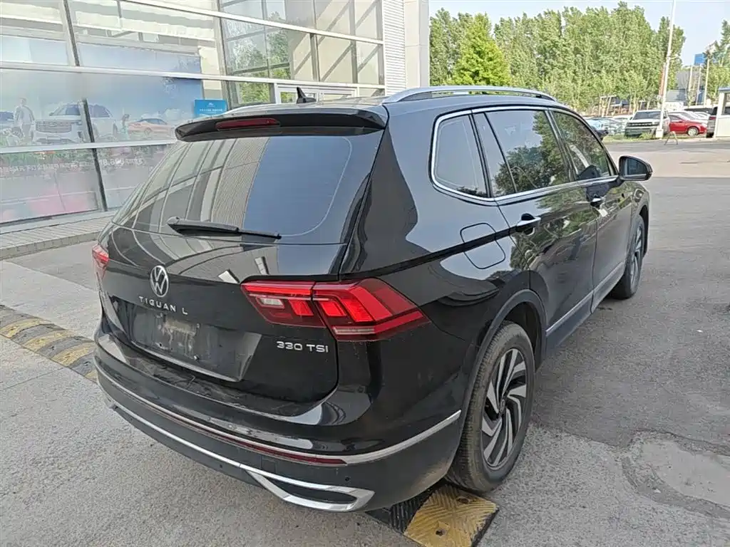 Volkswagen Tiguan L 2022 — фото 7