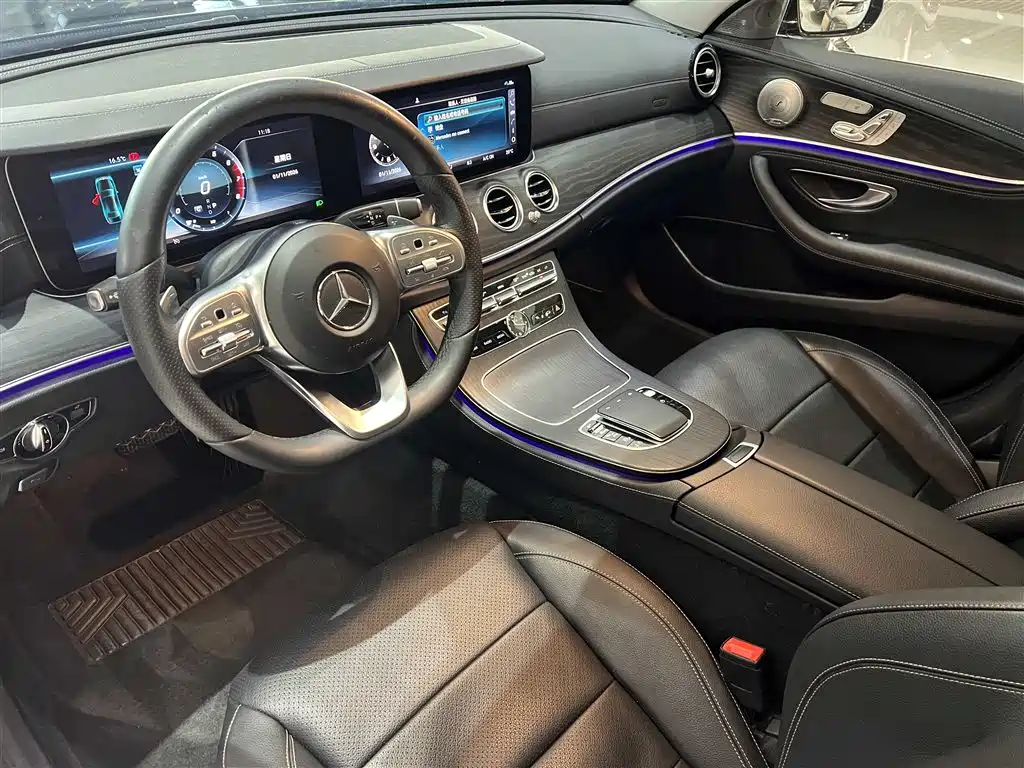 Mercedes-Benz E-Class 2019 — фото 10