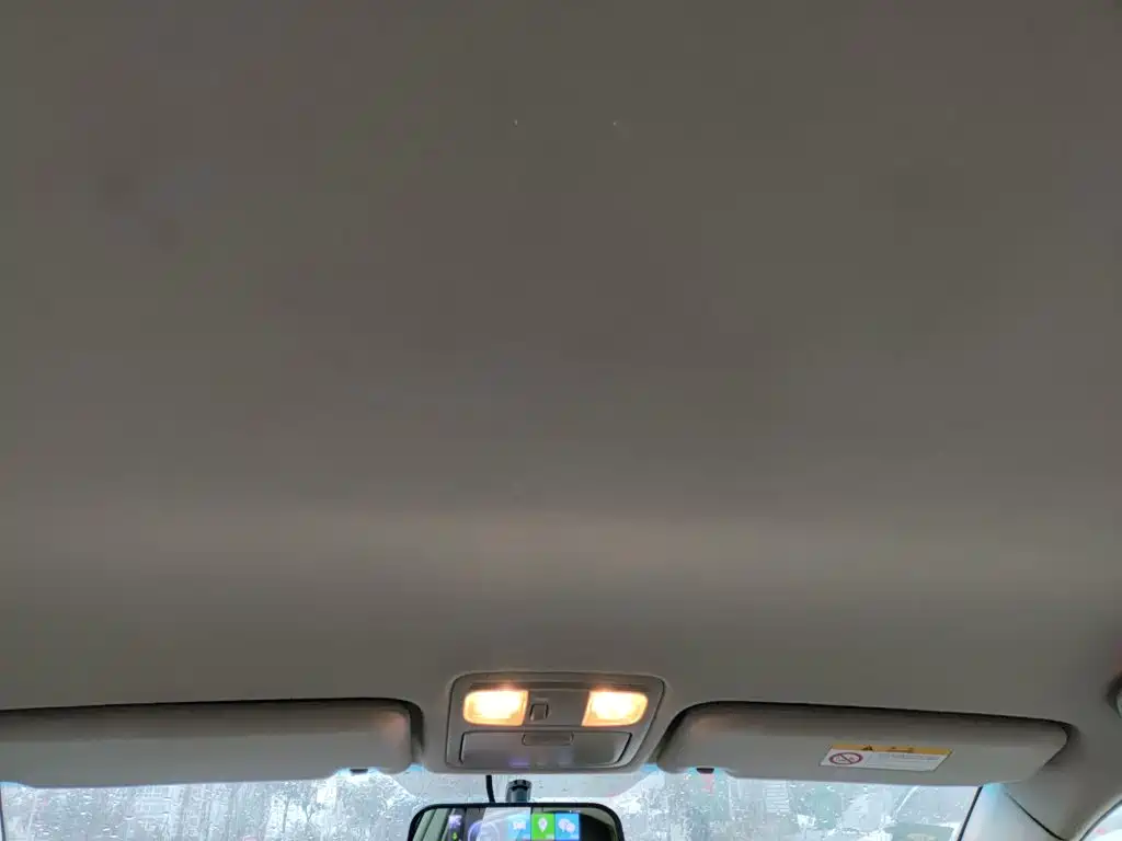 Toyota Camry 2015 — фото 14