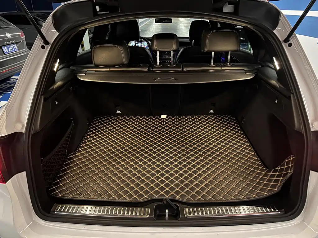 Mercedes-Benz GLC 2020 — фото 14