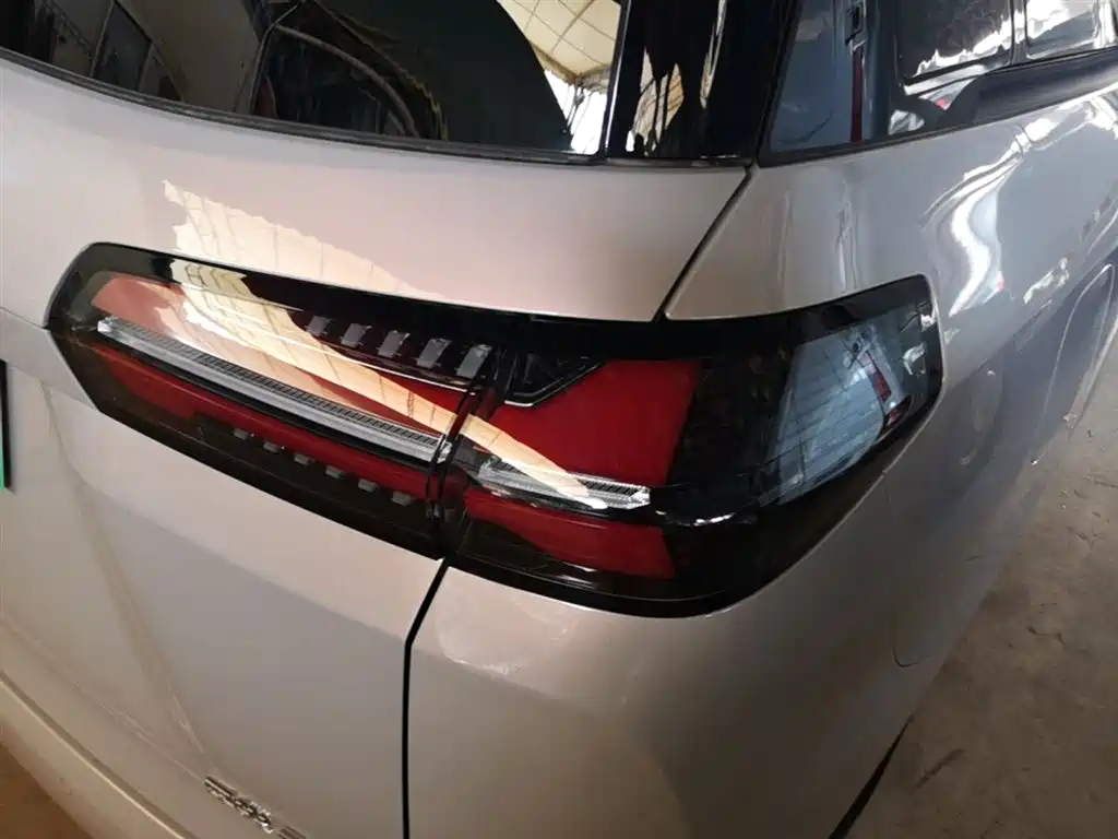 Wuling Starlight 730 EV 2025 — фото 8