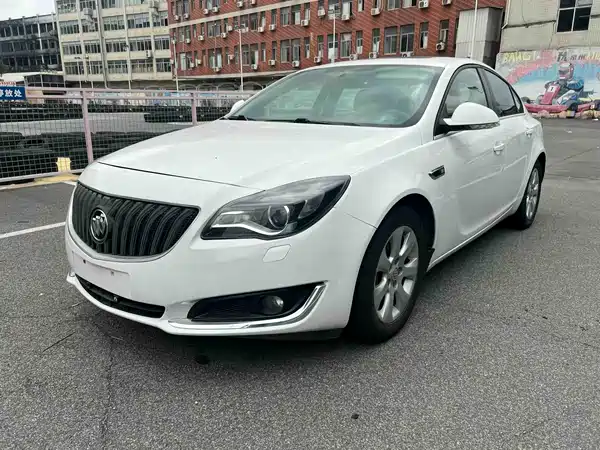 Buick Regal 2016