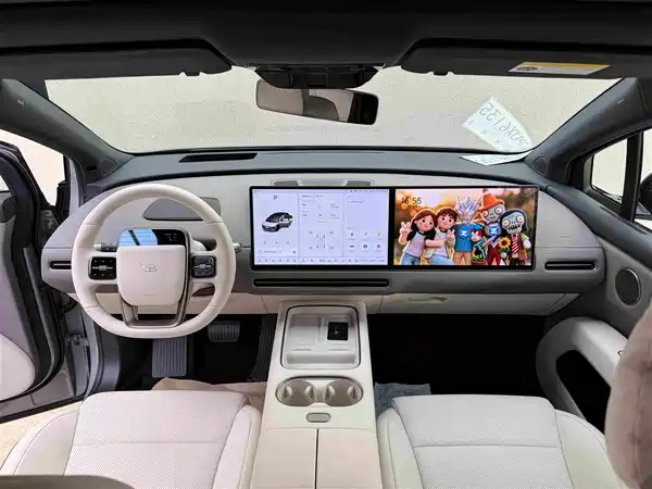 Li Auto i6 2025