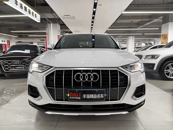 Audi Q3 2021