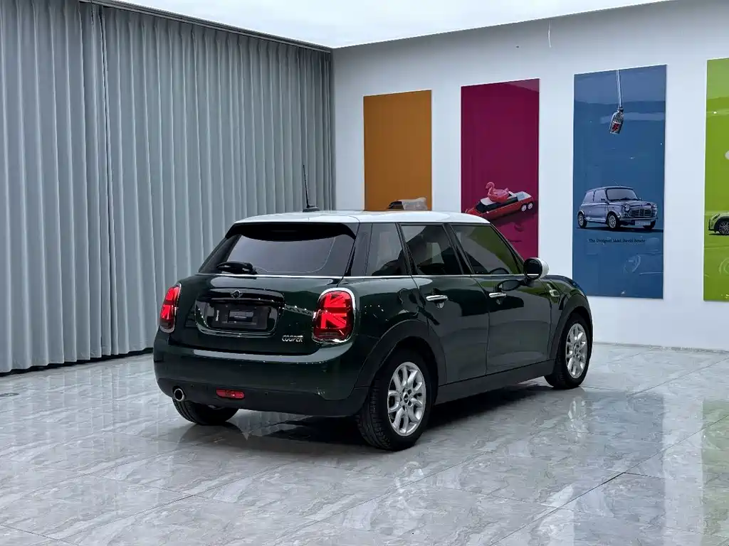MINI MINI 2019