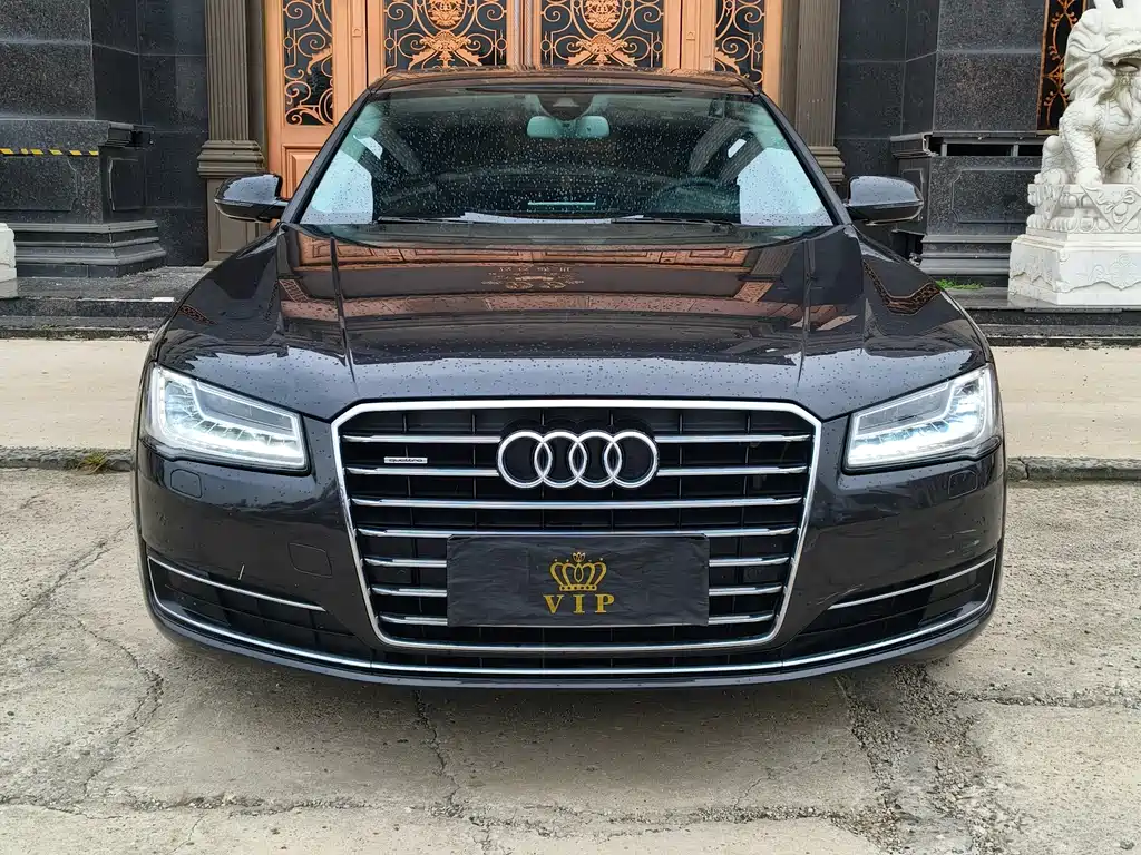Audi A8 2017 — фото 9
