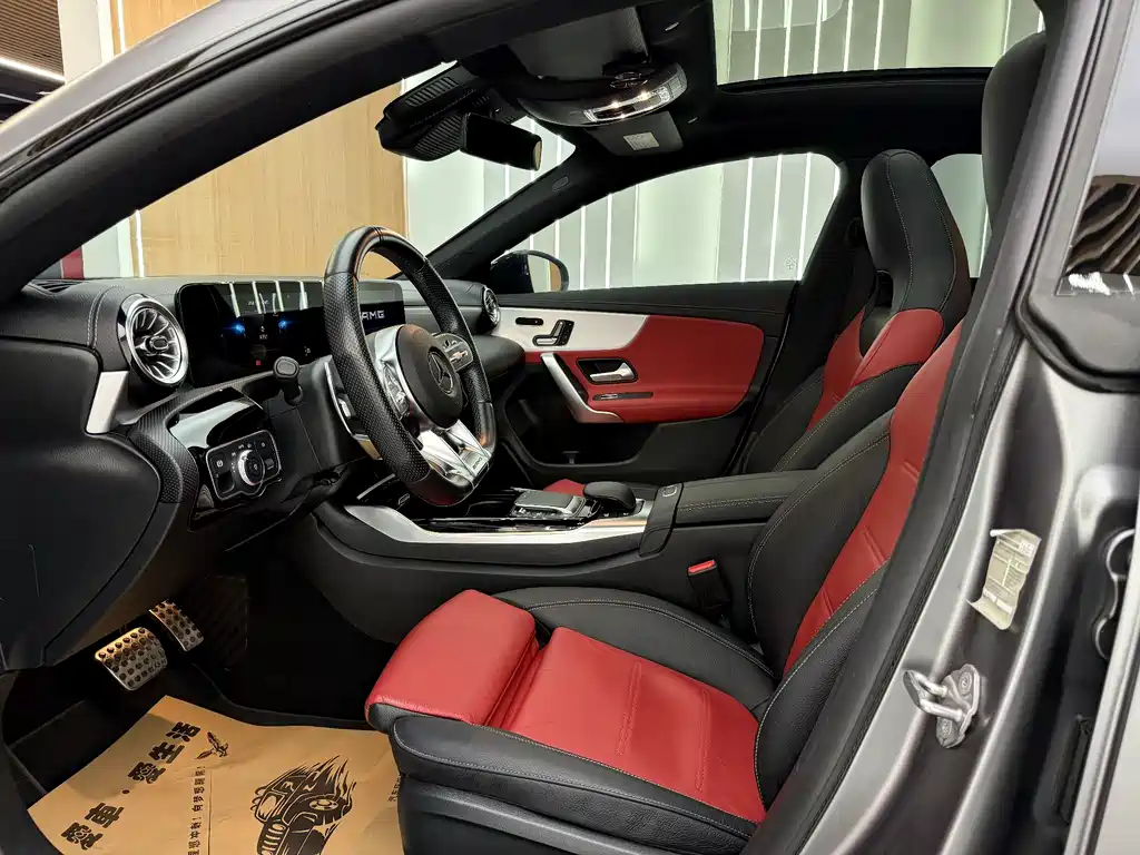 Mercedes-Benz CLA AMG 2021 — фото 11