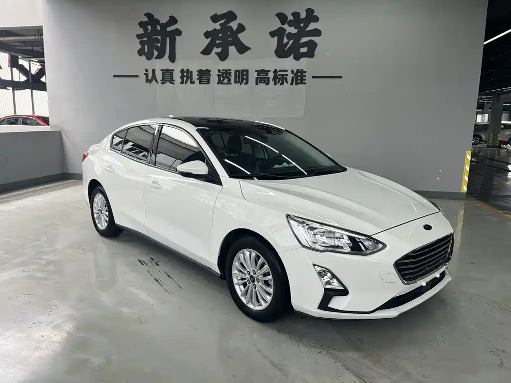 Ford Focus 2018 — фото 2
