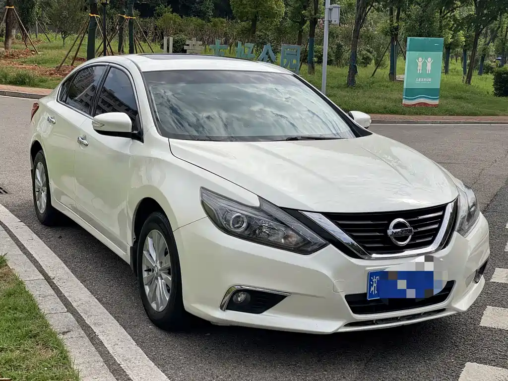 Nissan Teana 2017