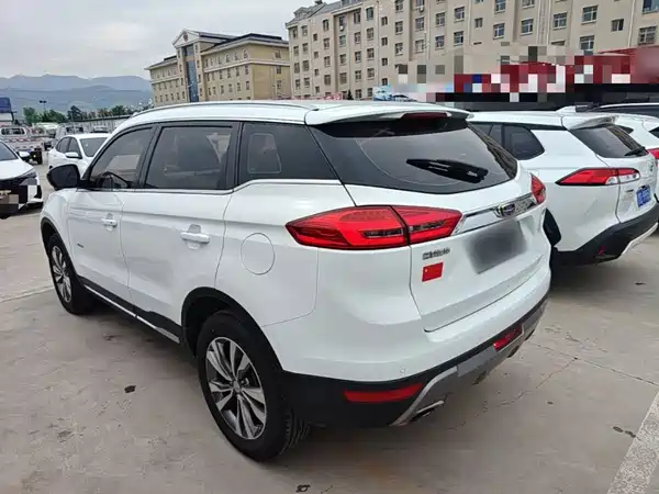 Geely Boyue 2016